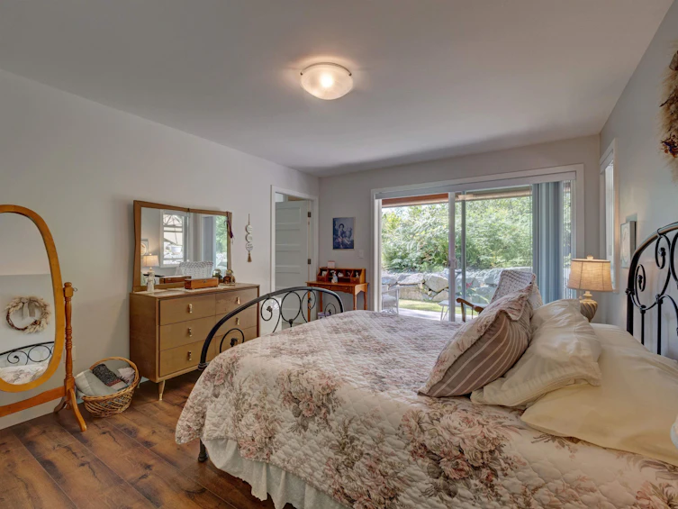 5859 Medusa Street, Sechelt, BC, V0N 3A3 - 30
