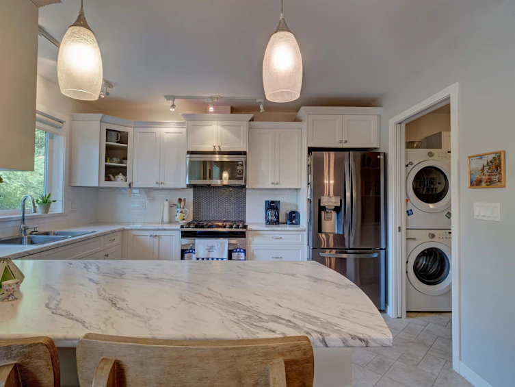 5859 Medusa Street, Sechelt, BC, V0N 3A3 - 18