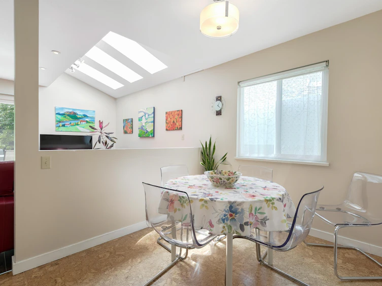 2118 W 14th Avenue, Vancouver, BC, V6K 2V7 - 13