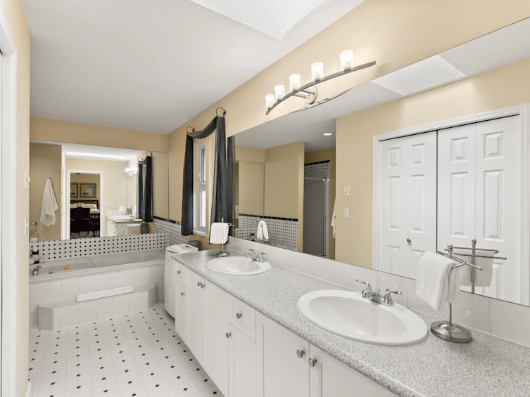 6088 184a Street, Surrey, BC, V3S 7P7 - 30