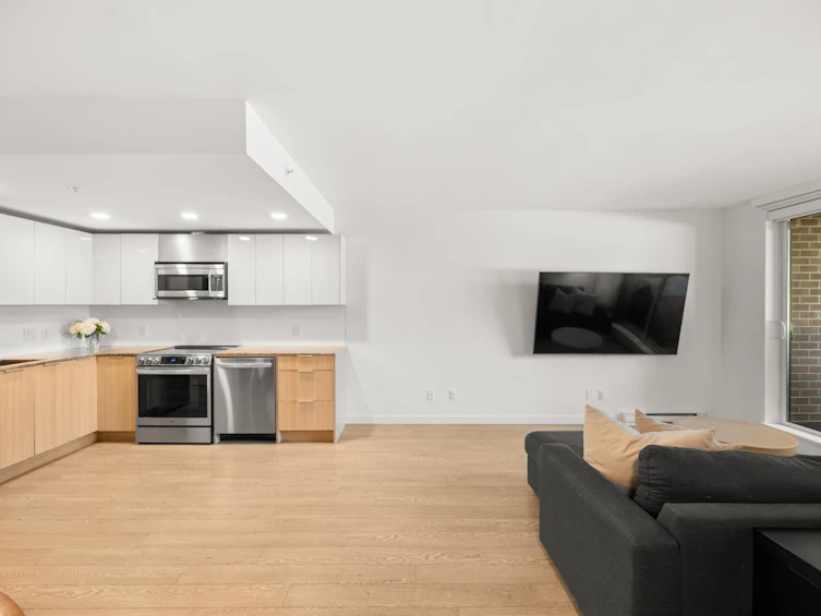 438 W 1st Avenue, Vancouver, BC, V5Y 3S9 - 16