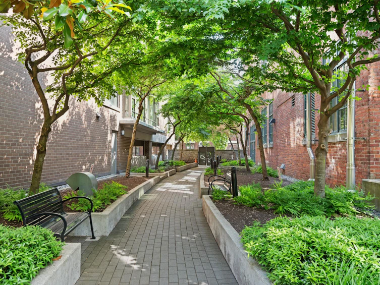 438 W 1st Avenue, Vancouver, BC, V5Y 3S9 - 38