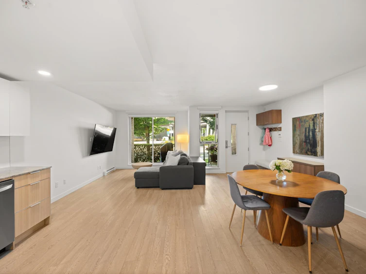 438 W 1st Avenue, Vancouver, BC, V5Y 3S9 - 10