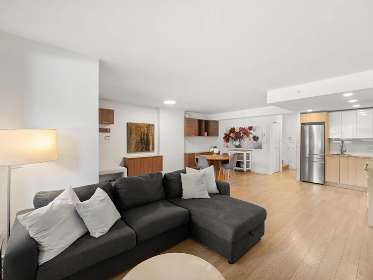 438 W 1st Avenue, Vancouver, BC, V5Y 3S9 - 7