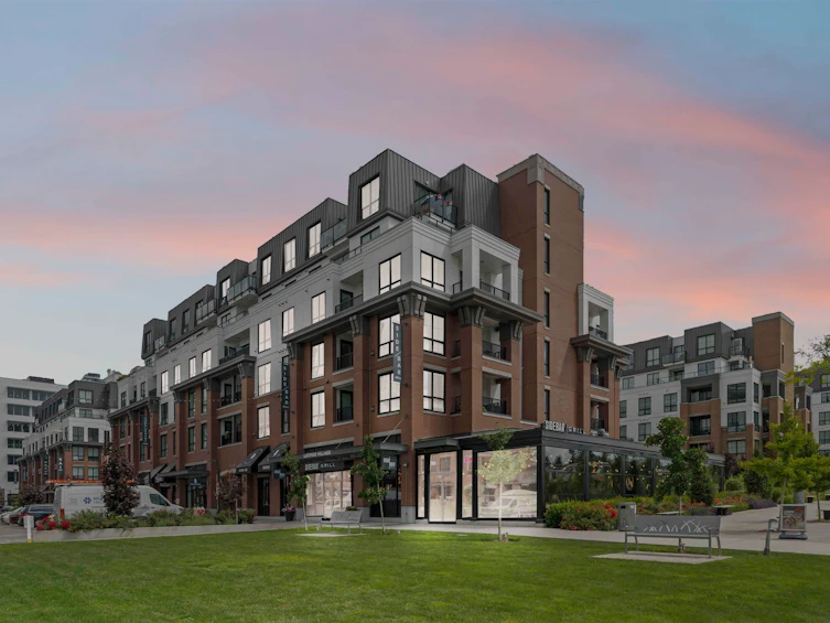 B404-20018 83a Avenue, Langley, BC, V2Y 3Y5