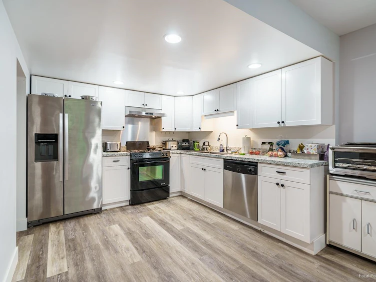 5 View Court, Port Moody, BC, V3H 3X3 - 29