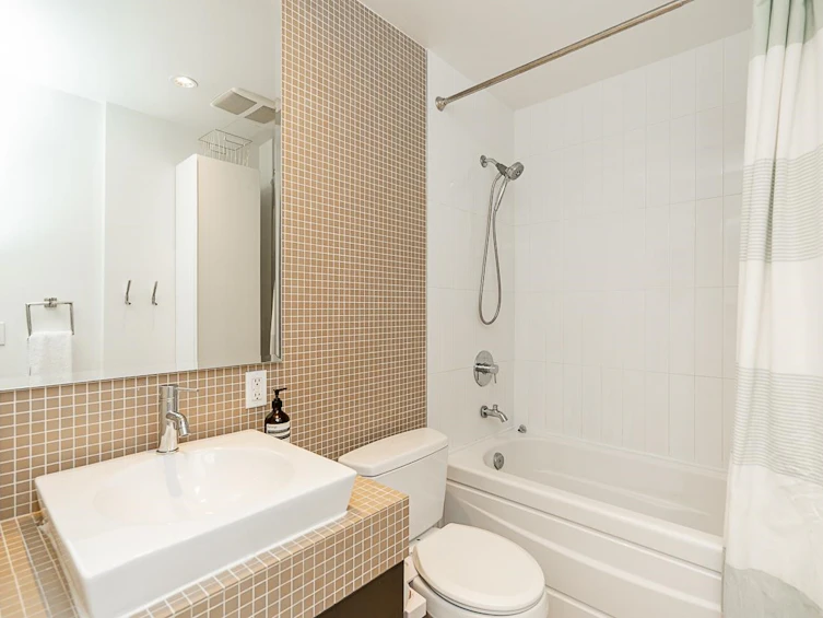 305-2828 Main Street, Vancouver, BC, V5T 3G2 - 21