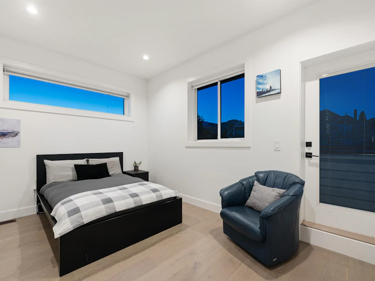 336 E Keith Road, North Vancouver, BC, V7L 1V7 - 24