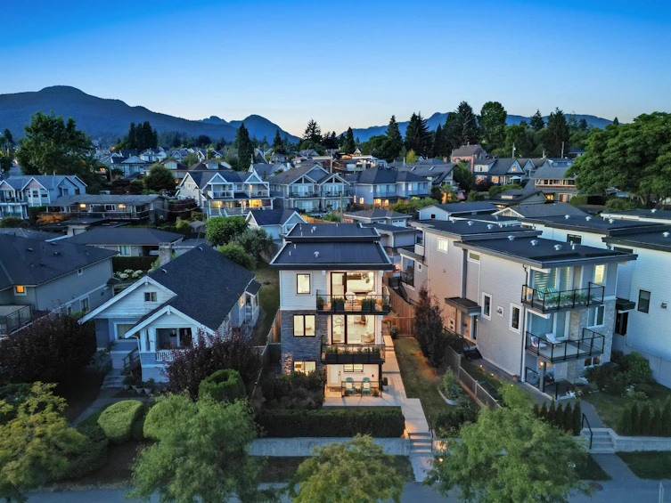 336 E Keith Road, North Vancouver, BC, V7L 1V7 - 39
