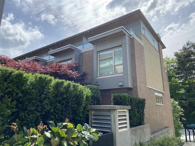 5502 Oak Street, Vancouver, BC, V6M 2V6 - 4