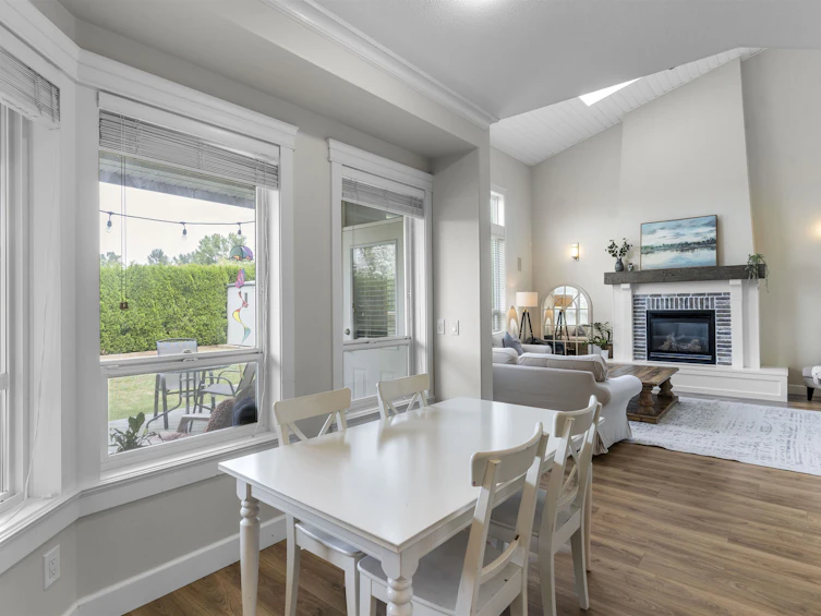 27299 34 Avenue, Langley, BC, V4W 4A6 - 10