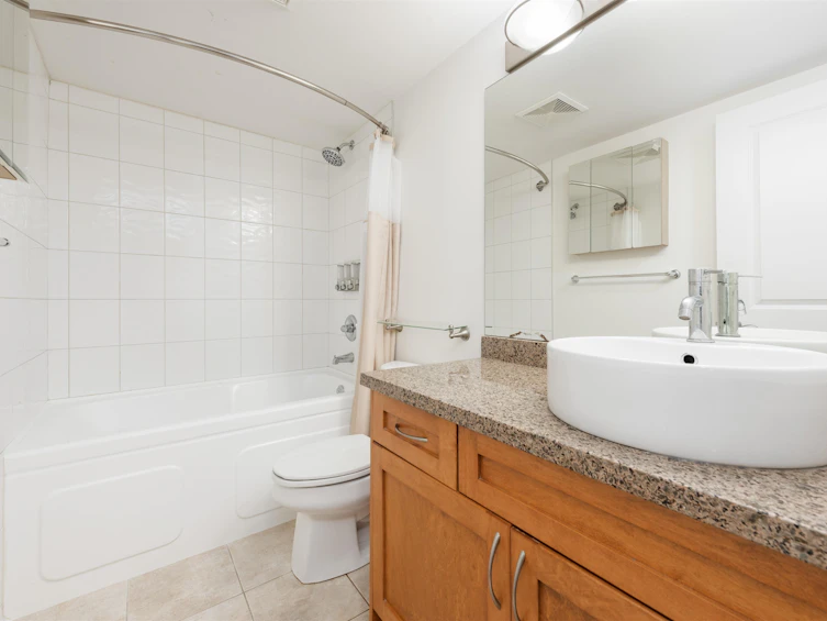 303-2373 Atkins Avenue, Port Coquitlam, BC, V3C 1Y7 - 5