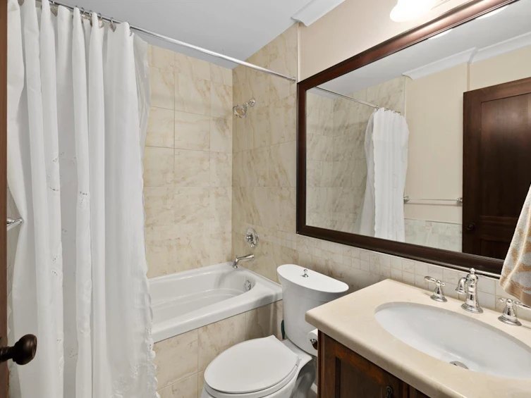 4640 W 7th Avenue, Vancouver, BC, V6R 1X5 - 31