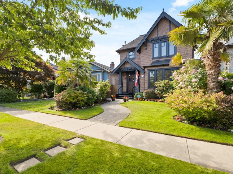 4640 W 7th Avenue, Vancouver, BC, V6R 1X5 - 2