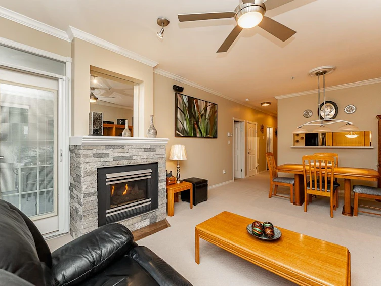 206-3 Renaissance Square, New Westminster, BC, V3M 6K4 - 7