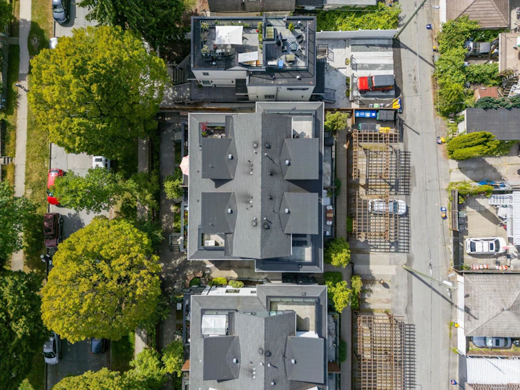 2729 Ward Street, Vancouver, BC, V5R 4S7 - 27