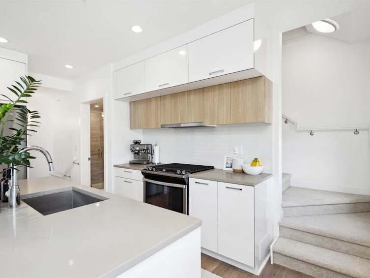 2729 Ward Street, Vancouver, BC, V5R 4S7 - 12
