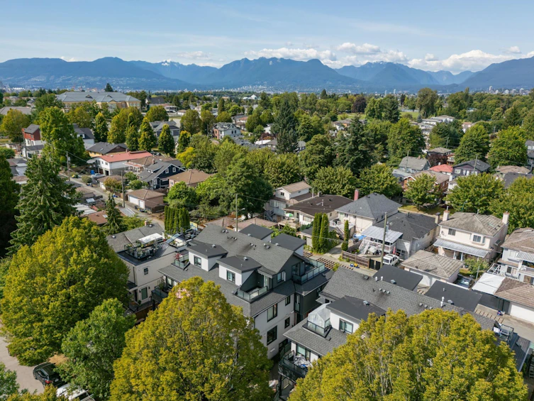 2729 Ward Street, Vancouver, BC, V5R 4S7 - 32