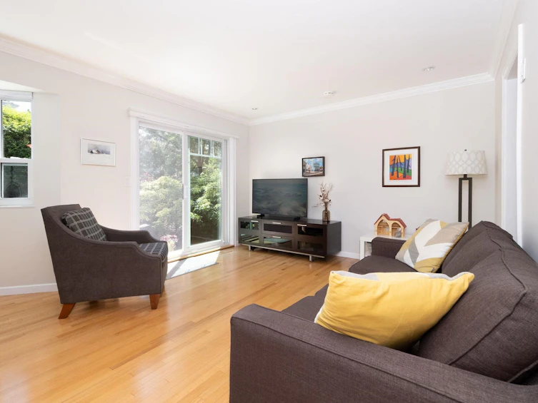 1504 Jubilee Court, North Vancouver, BC, V7G 2B9 - 14