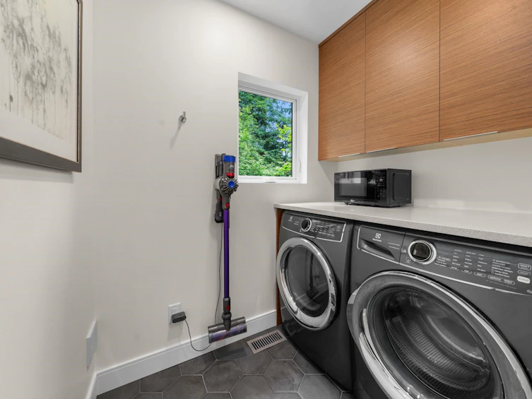 4507 Summerside Lane, North Vancouver, BC, V7G 1H4 - 23