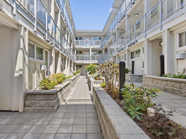 218-1838 Renfrew Street, Vancouver, BC, V5M 3H9 - 24