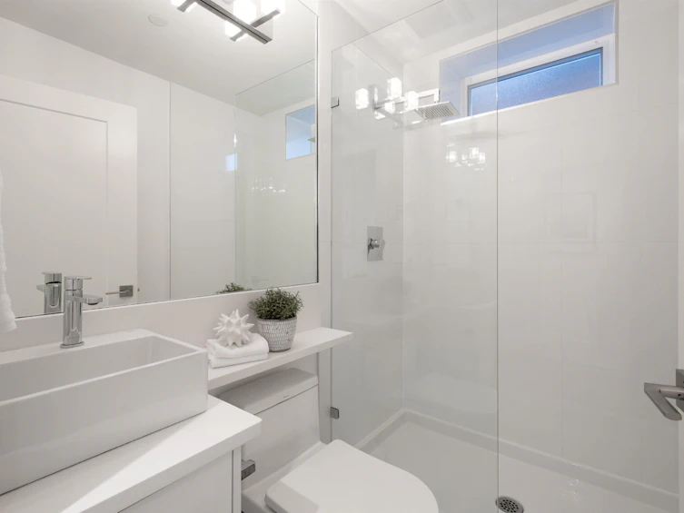 849 E 13th Avenue, Vancouver, BC, V5T 2L4 - 26