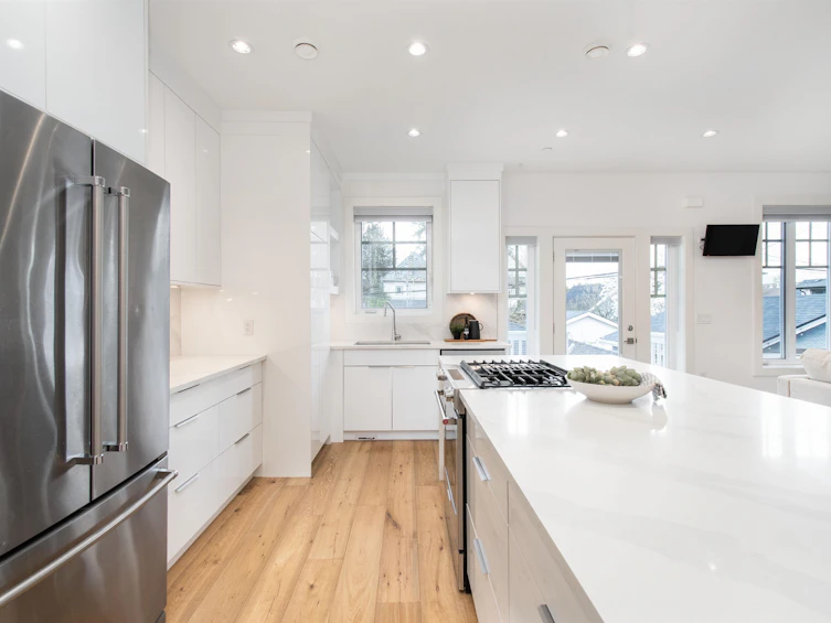 849 E 13th Avenue, Vancouver, BC, V5T 2L4 - 4