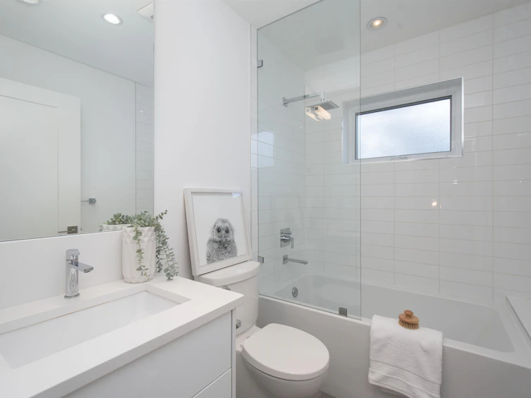 849 E 13th Avenue, Vancouver, BC, V5T 2L4 - 24