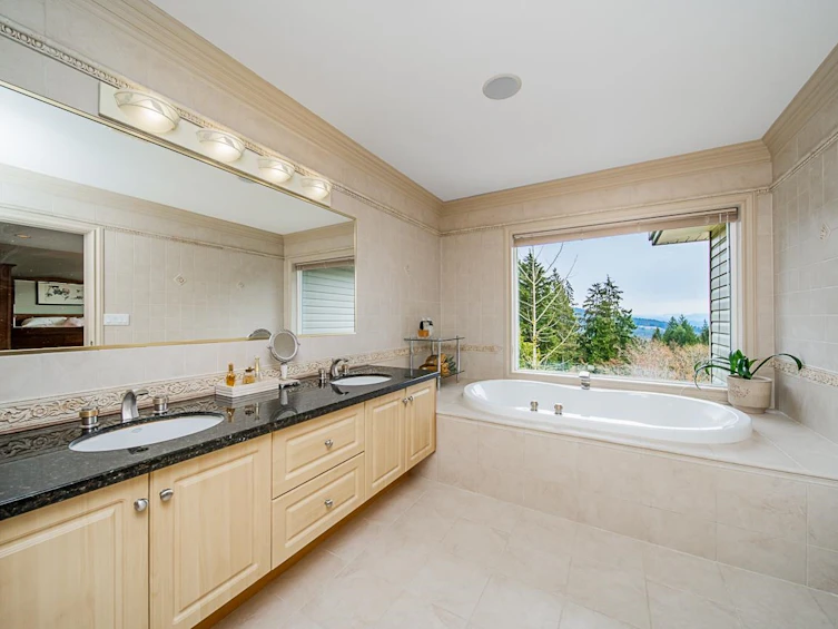 2138 Braeside Place, Coquitlam, BC, V3E 3L3 - 17