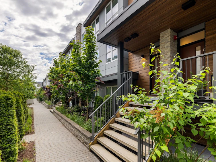238-2060 Curling Road, North Vancouver, BC, V7P 0E1 - 26