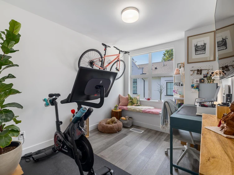 238-2060 Curling Road, North Vancouver, BC, V7P 0E1 - 16