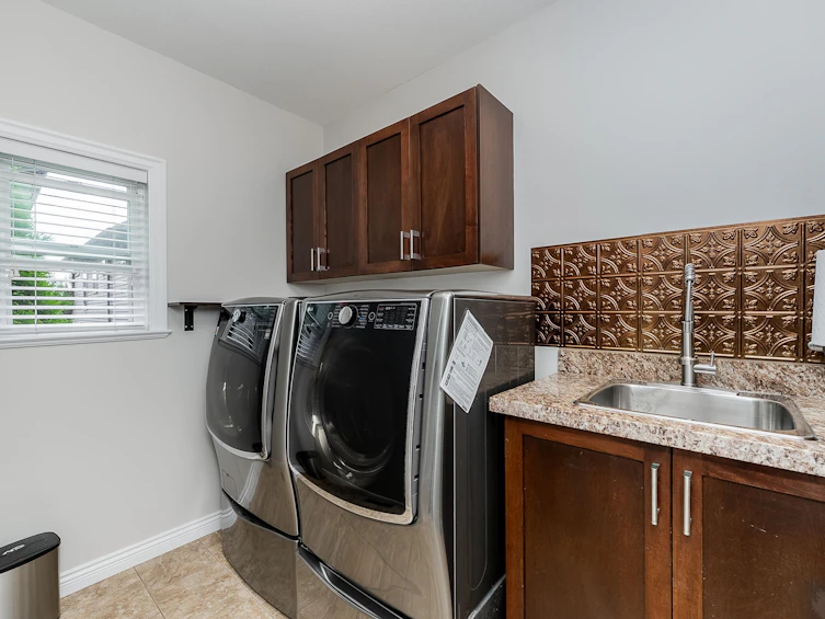 1312 Marguerite Street, Coquitlam, BC, V3E 0E2 - 13