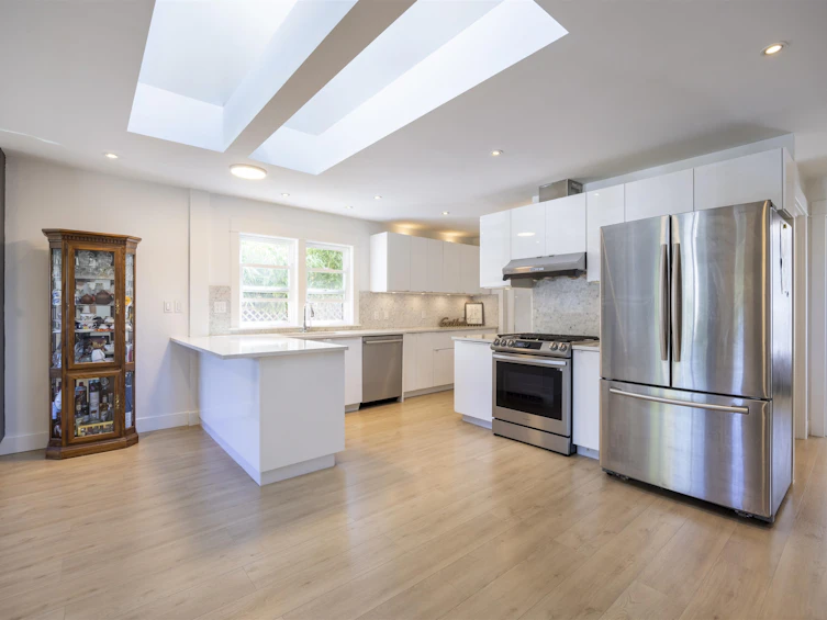 931 Sperling Avenue, Burnaby, BC, V5B 4H7 - 8
