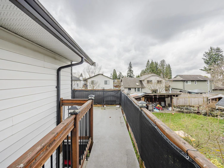 20492 Thorne Avenue, Maple Ridge, BC, V2X 8T8 - 28