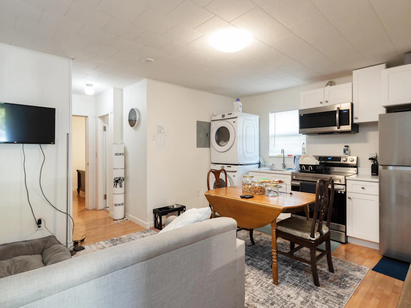 38047 Fourth Avenue, Squamish BC V8B 0J7