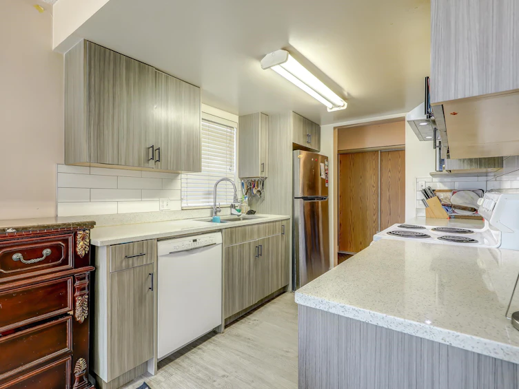 104-7119 133 Street, Surrey, BC, V3W 7Z6 - 9