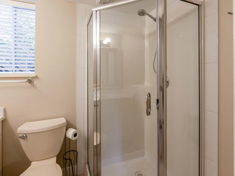 1550 Kent Street, Surrey, BC, V4B 4V2 - 23
