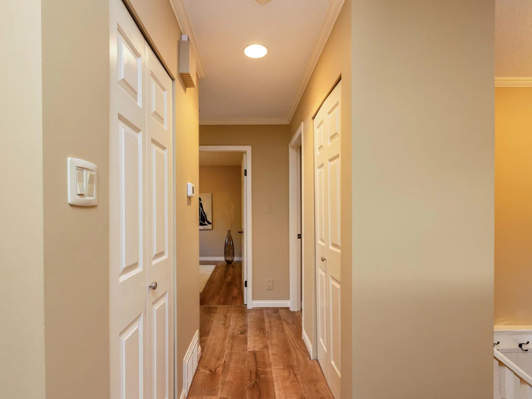 1550 Kent Street, Surrey, BC, V4B 4V2 - 11
