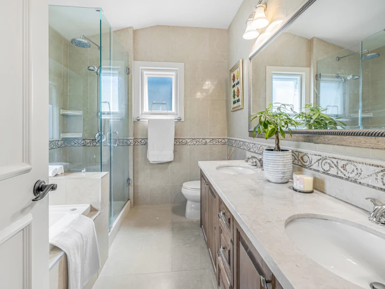 6450 Vine Street, Vancouver, BC, V6M 4B1 - 23