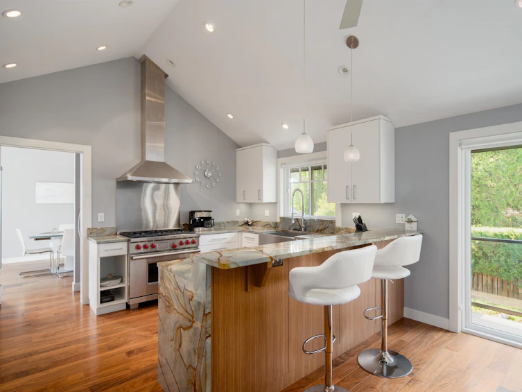 4786 Meadfeild Court, West Vancouver, BC, V7W 2Y3 - 10
