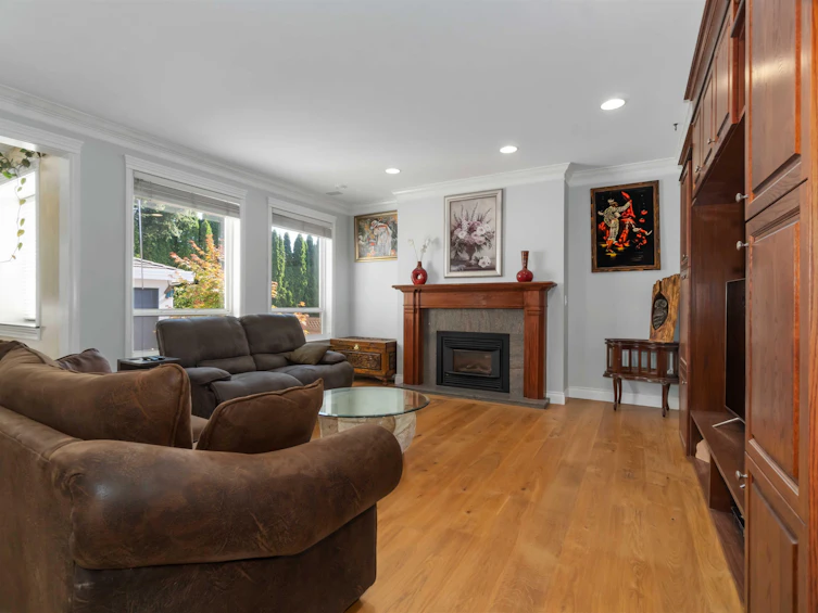 7483 Government Road, Burnaby, BC, V5A 2C5 - 6