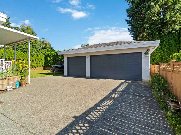 7483 Government Road, Burnaby, BC, V5A 2C5 - 26