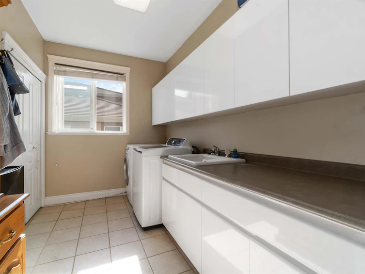 7483 Government Road, Burnaby, BC, V5A 2C5 - 13