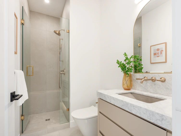 715 Kaslo Street, Vancouver, BC - 8