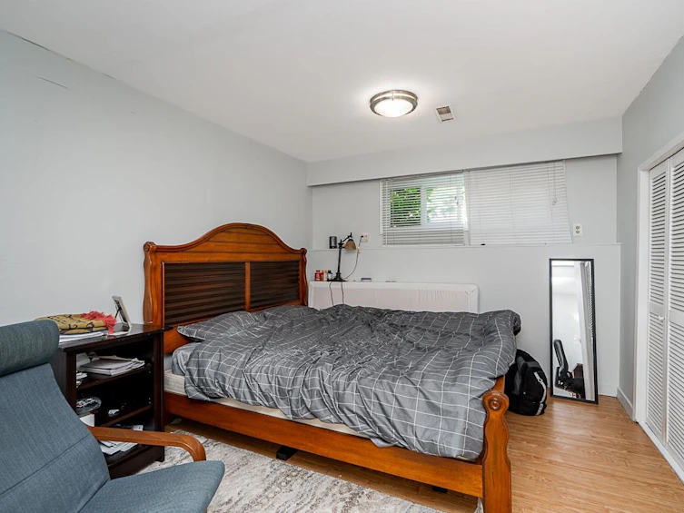 7522 Mark Crescent, Burnaby, BC, V5A 1Z3 - 25