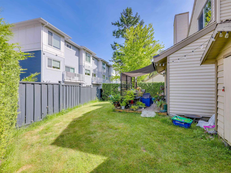 6138 W Greenside Drive, Surrey, BC, V3S 5M8 - 10