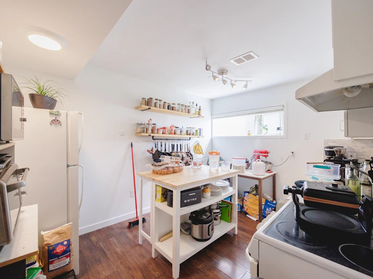 802 Dundonald Drive, Port Moody, BC, V3H 1B7 - 32