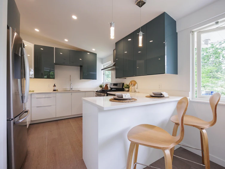 802 Dundonald Drive, Port Moody, BC, V3H 1B7 - 5