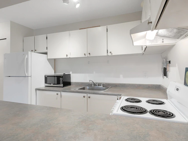 112-1990 W 6th Avenue, Vancouver, BC, V6J 4V4 - 9