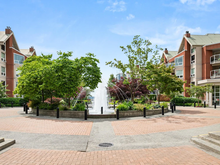 402-1240 Quayside Drive, New Westminster, BC, V3M 6H1 - 29